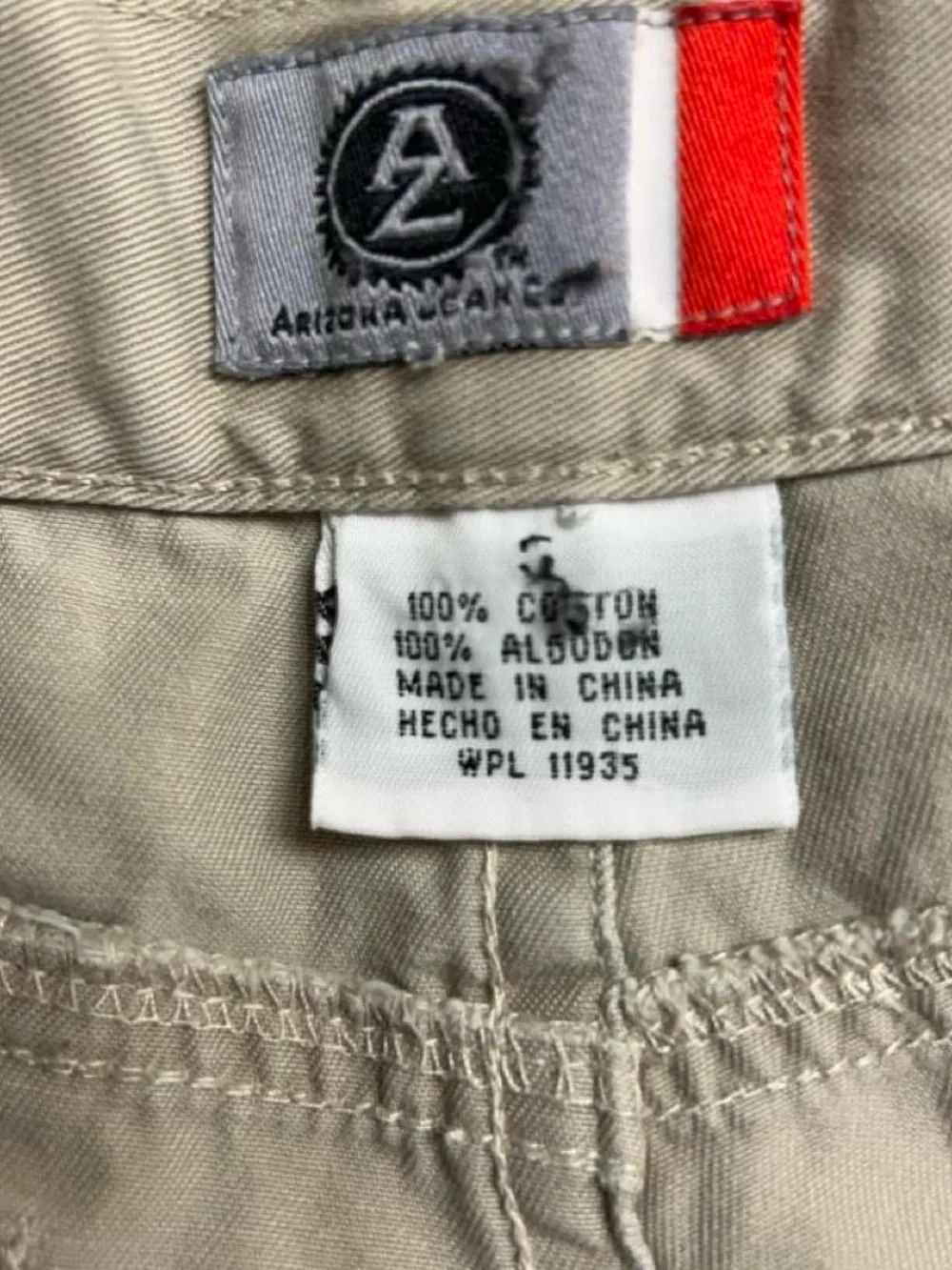 Arizona Jean Company Light Beige Cargo Shorts Vintage